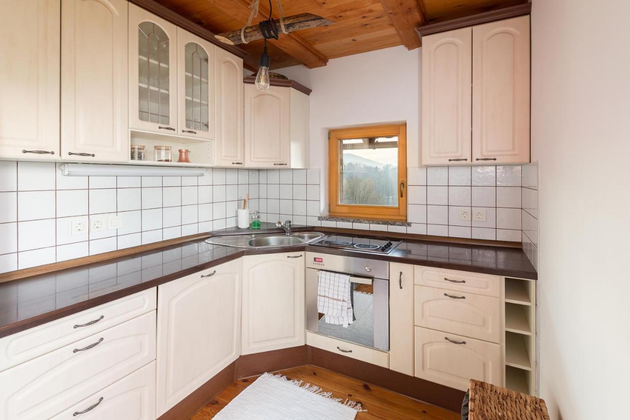 Svisla Lägenhet Kranj Exteriör bild