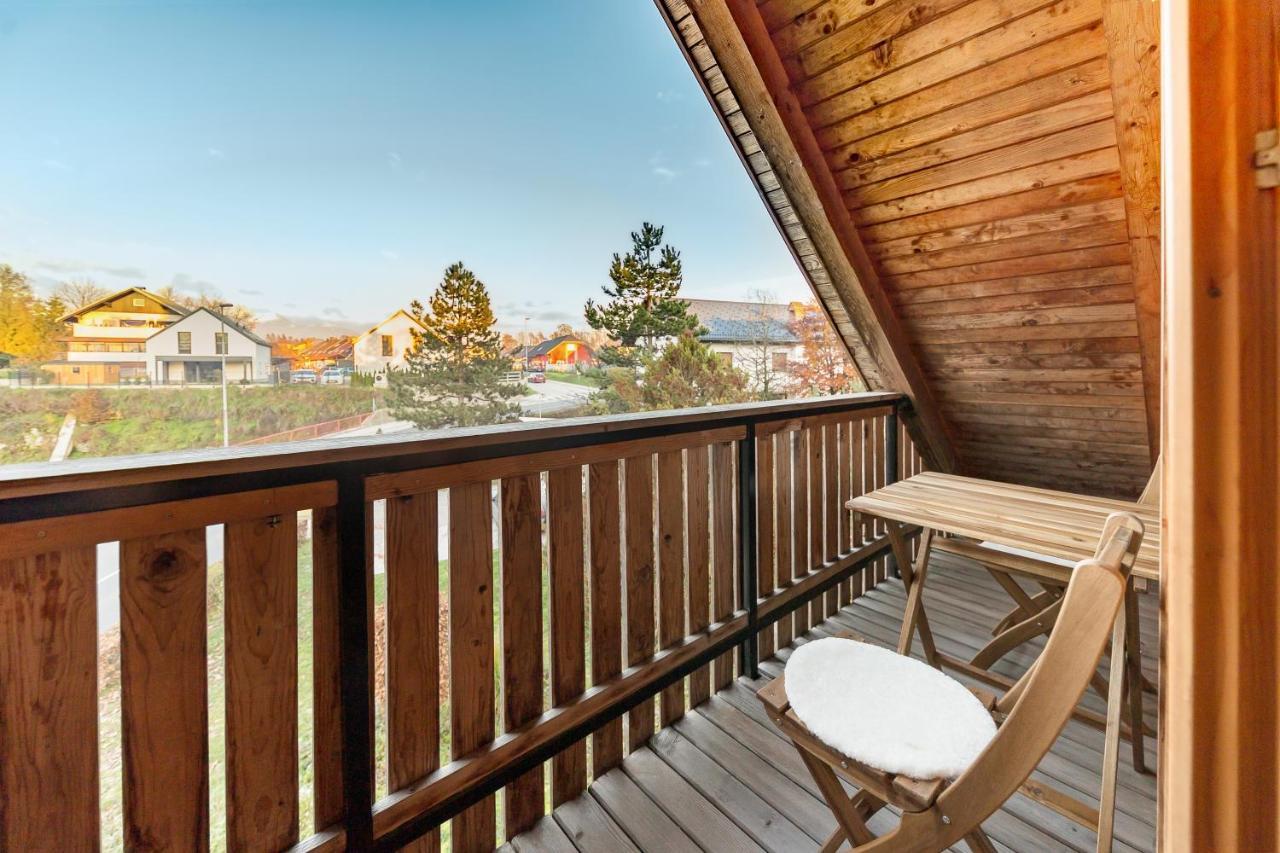 Svisla Lägenhet Kranj Exteriör bild