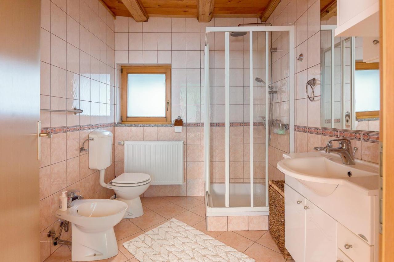 Svisla Lägenhet Kranj Exteriör bild